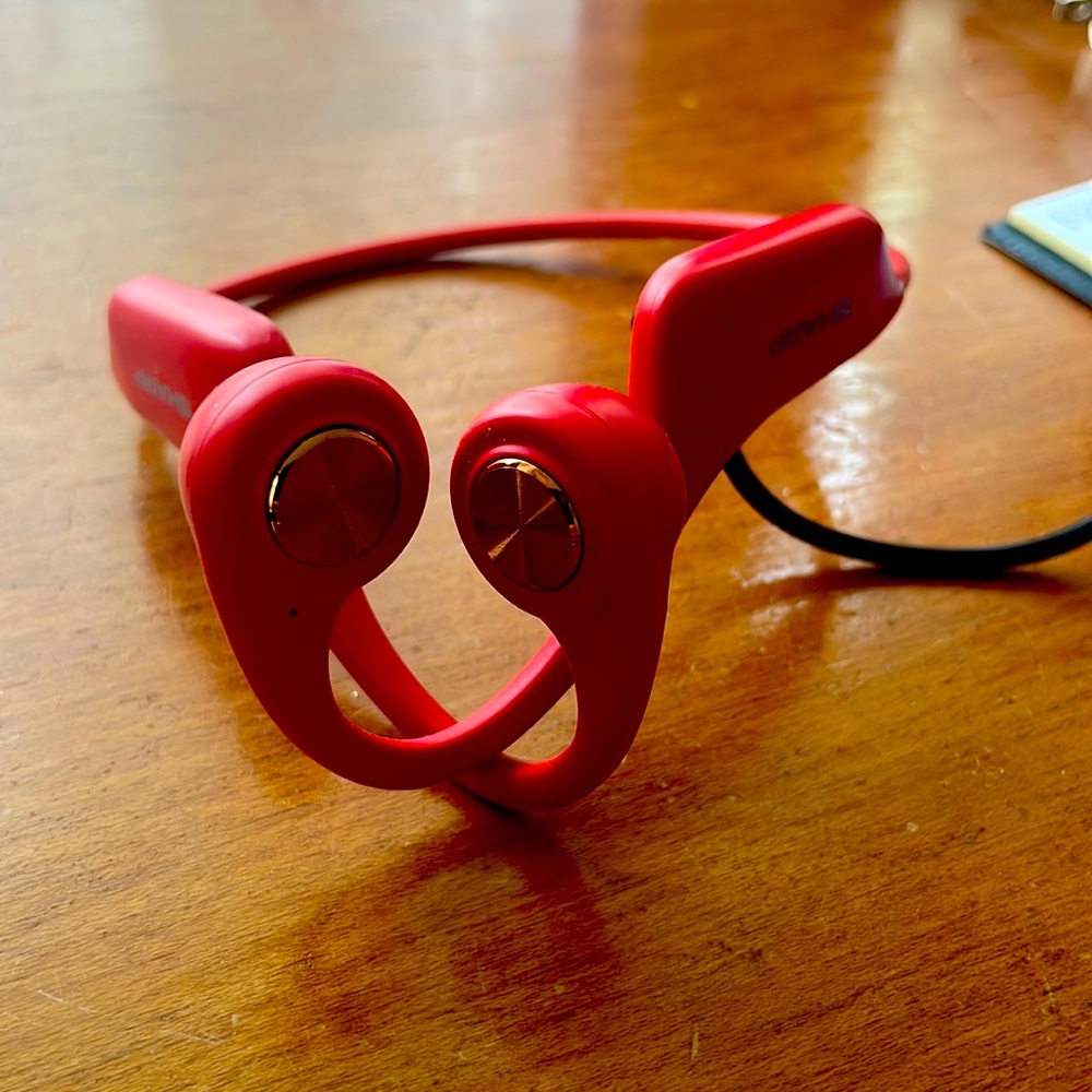 Bone conducting Head phones